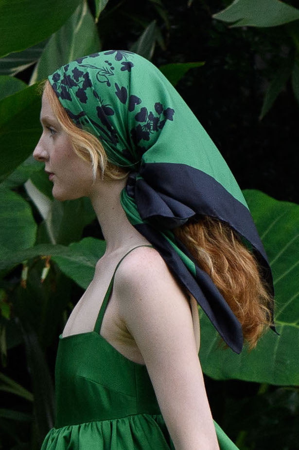Porcelain Scarf in Green