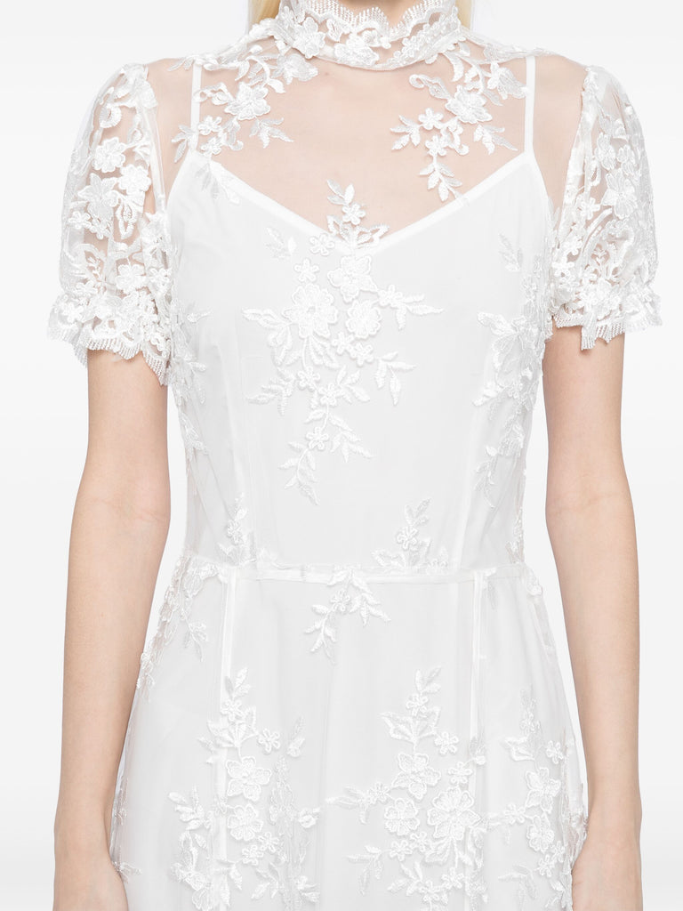 Porcelain dress in Ivory Lace