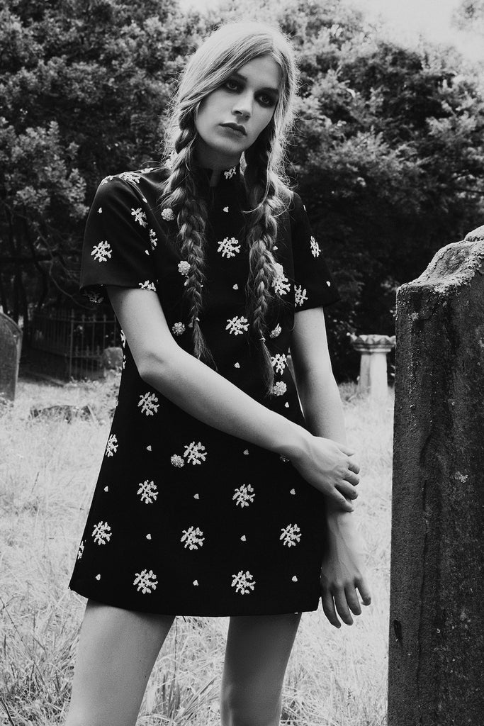 Virtue Dress in Black and white Floral