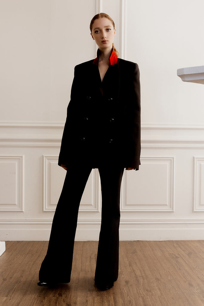 Stereotype Blazer in Black with red collar