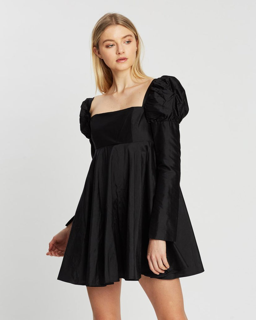 black romantic dress Romantic Nights Maxi Dress - Black