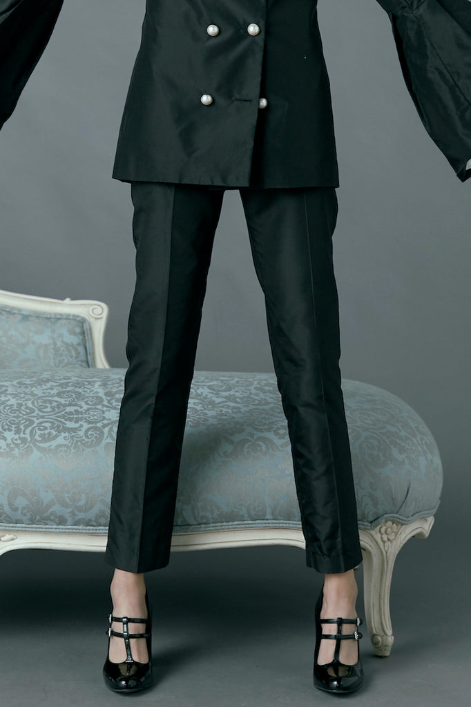 Non chalant Silk Trouser in black